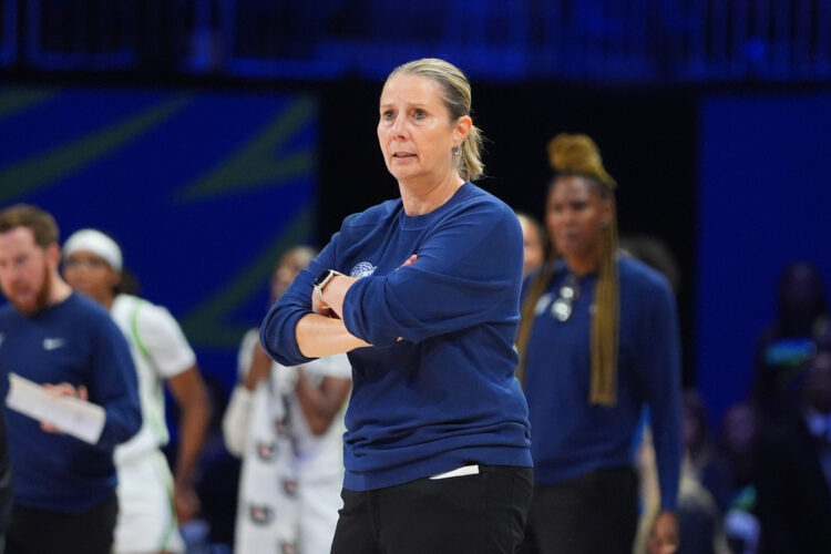 Reeve breaks WNBA record for coaching wins, Lynx beat Sun
